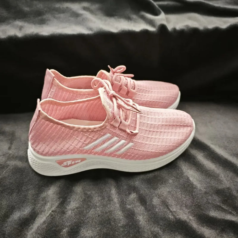 New 2025 Trendy Women's Mesh Low-Top Running Sneakers with Air Mesh for Spring and Summer Women Flat Shoes